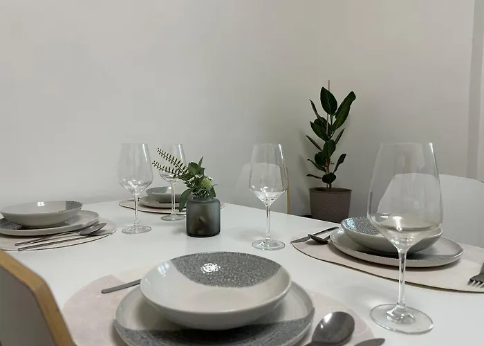 公寓 Spacious 3br Near Metro 布拉格