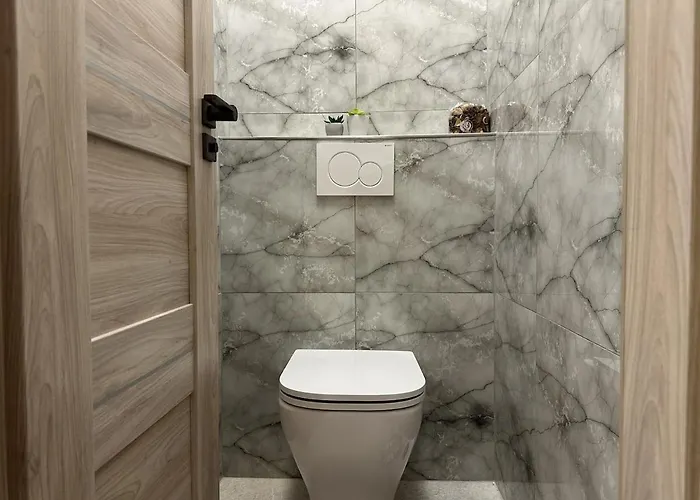 Spacious 3br Near Metro 布拉格